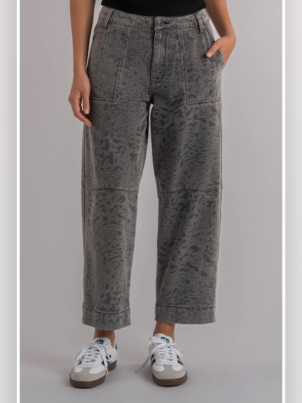 Kut From The Cloth - Subtle Animal Print Barrel Pants